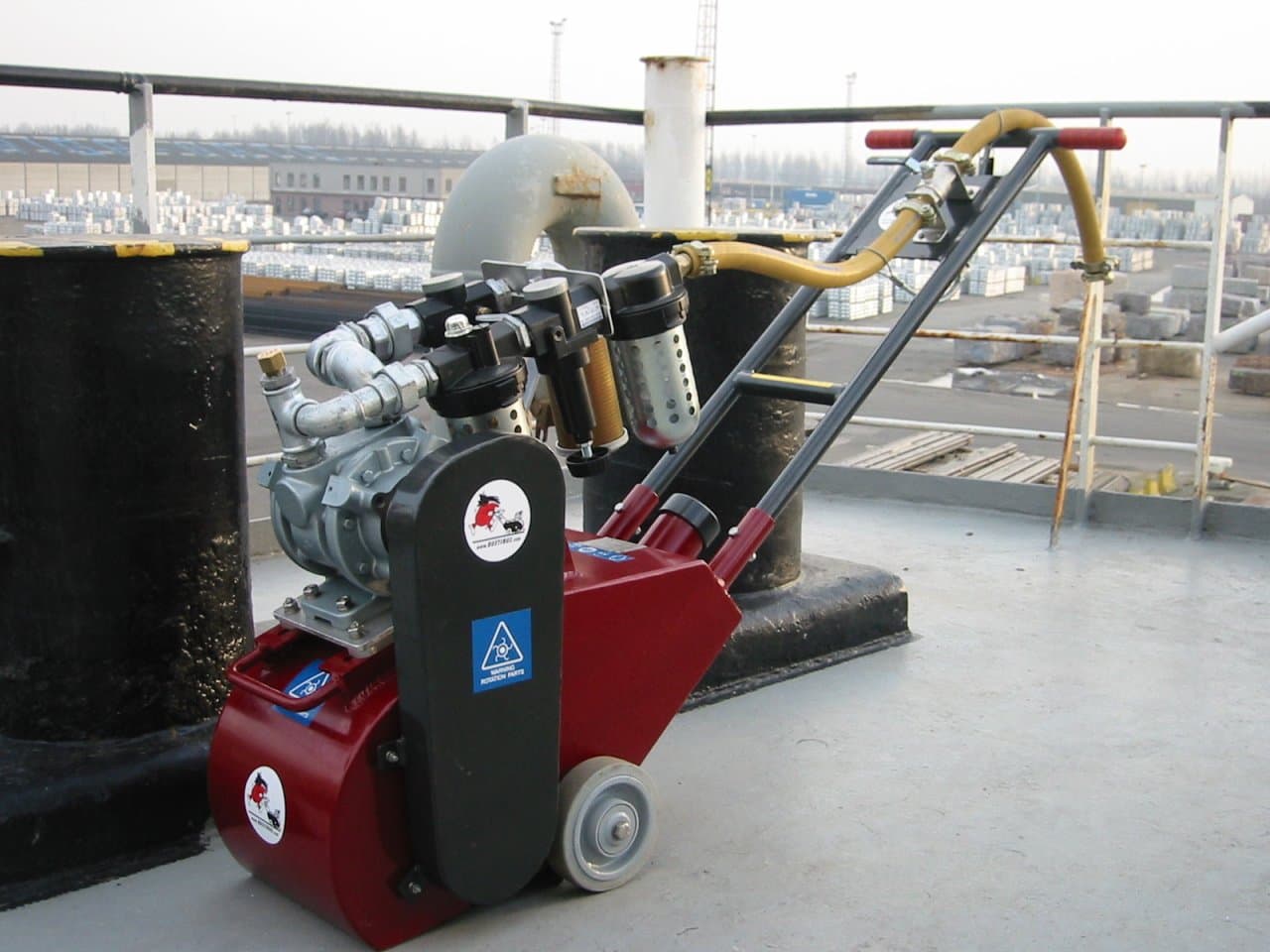 IMPA 591208 – Scaling Machine Pneumatic, Rustibus 200 W:200mm 200bpm